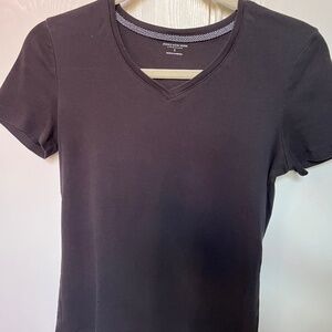 Jones New York Black V-Neck Tee